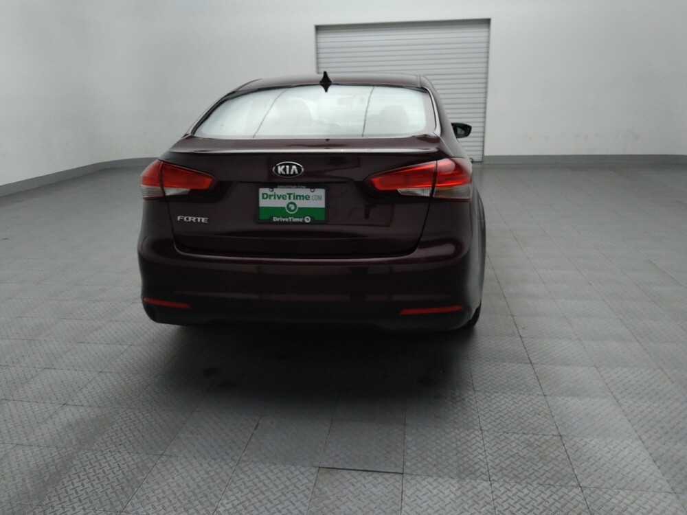 2017 Kia Forte in Tulsa, OK 74145 - 18127493 7