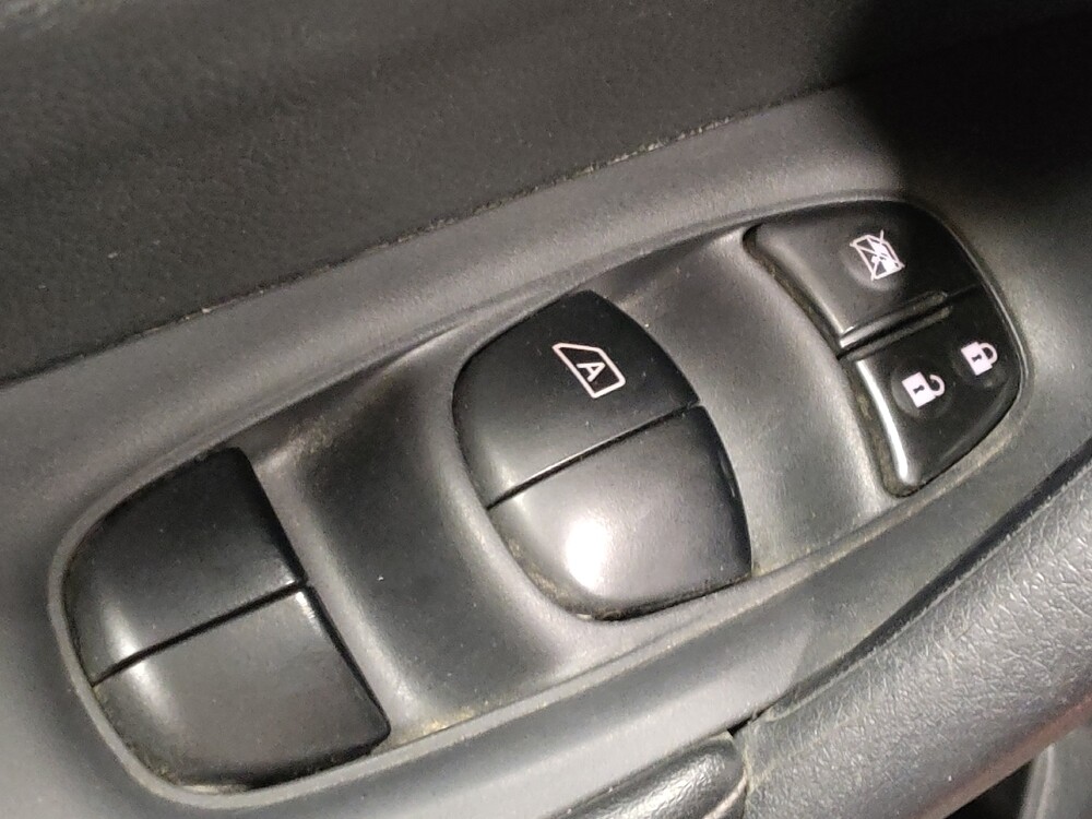 2018 Nissan Rogue in Round Rock, TX 78664 - 18127499 27