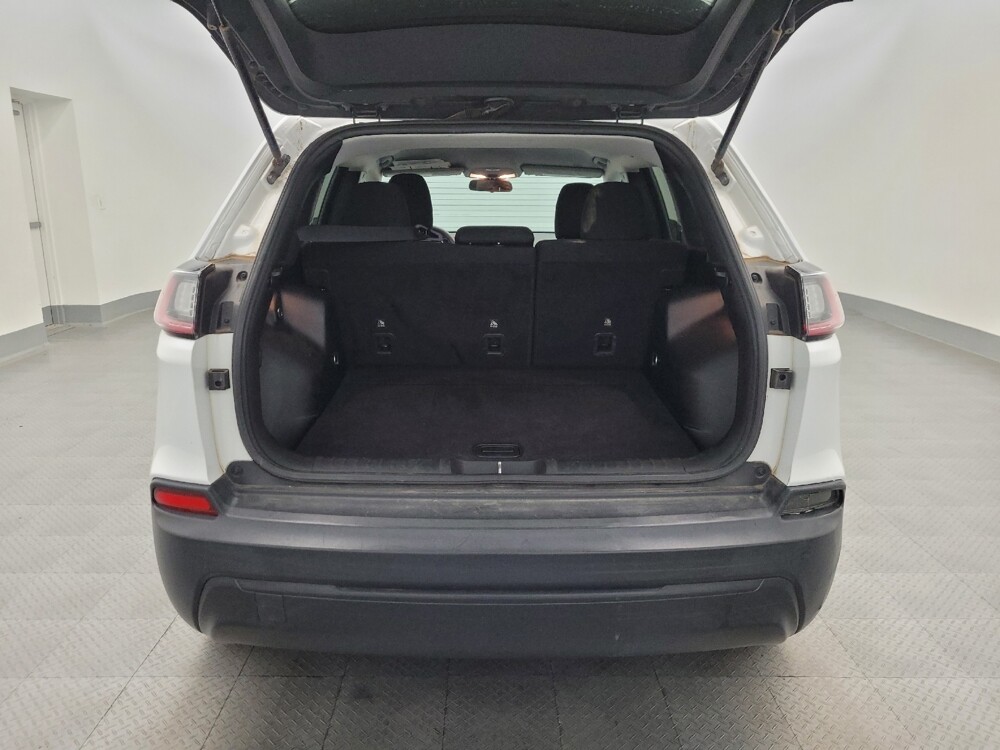 2019 Jeep Cherokee in Chandler, AZ 85225 - 18127503 29