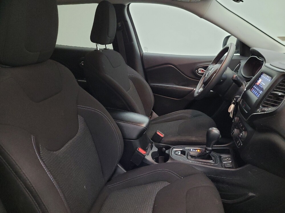 2019 Jeep Cherokee in Chandler, AZ 85225 - 18127503 21