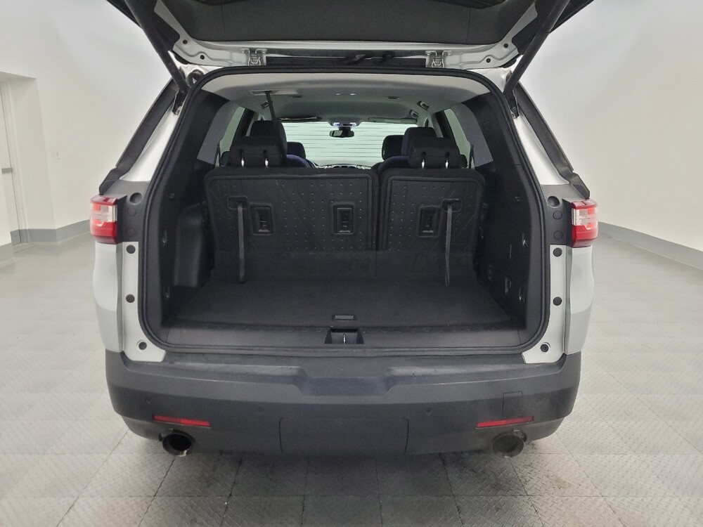 2020 Chevrolet Traverse in Mesa, AZ 85210 - 18127506 29