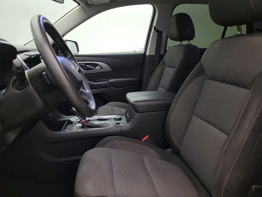 2019 Chevrolet Traverse in Mesa, AZ 85210 - 18127507 17