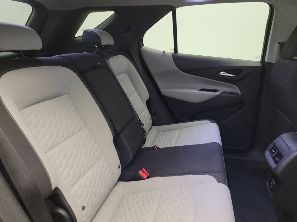 2020 Chevrolet Equinox in Glendale, AZ 85301 - 18127509 19