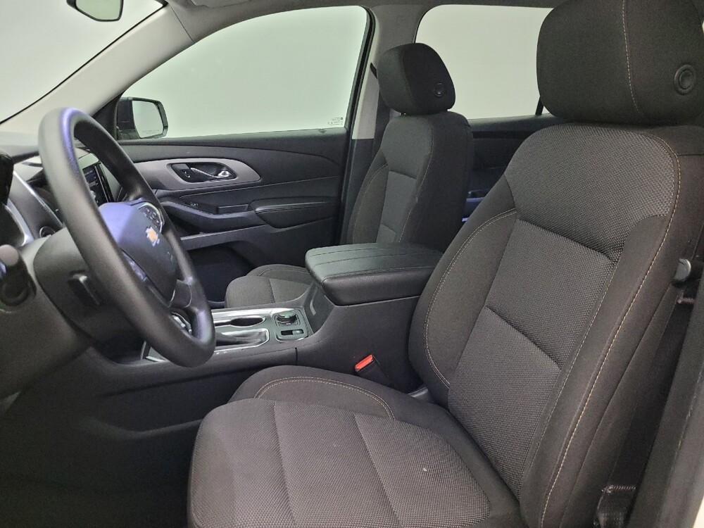 2020 Chevrolet Traverse in Glendale, AZ 85301 - 18127514 17