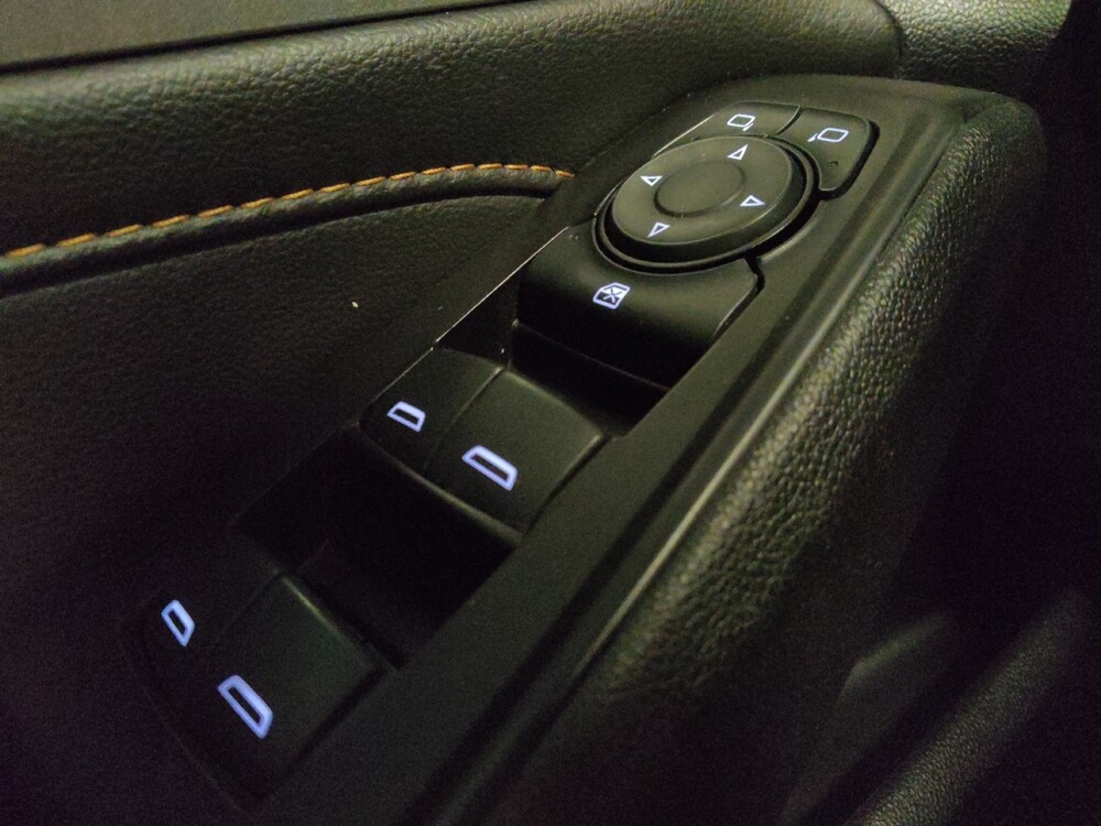 2020 Chevrolet Traverse in Glendale, AZ 85301 - 18127514 27