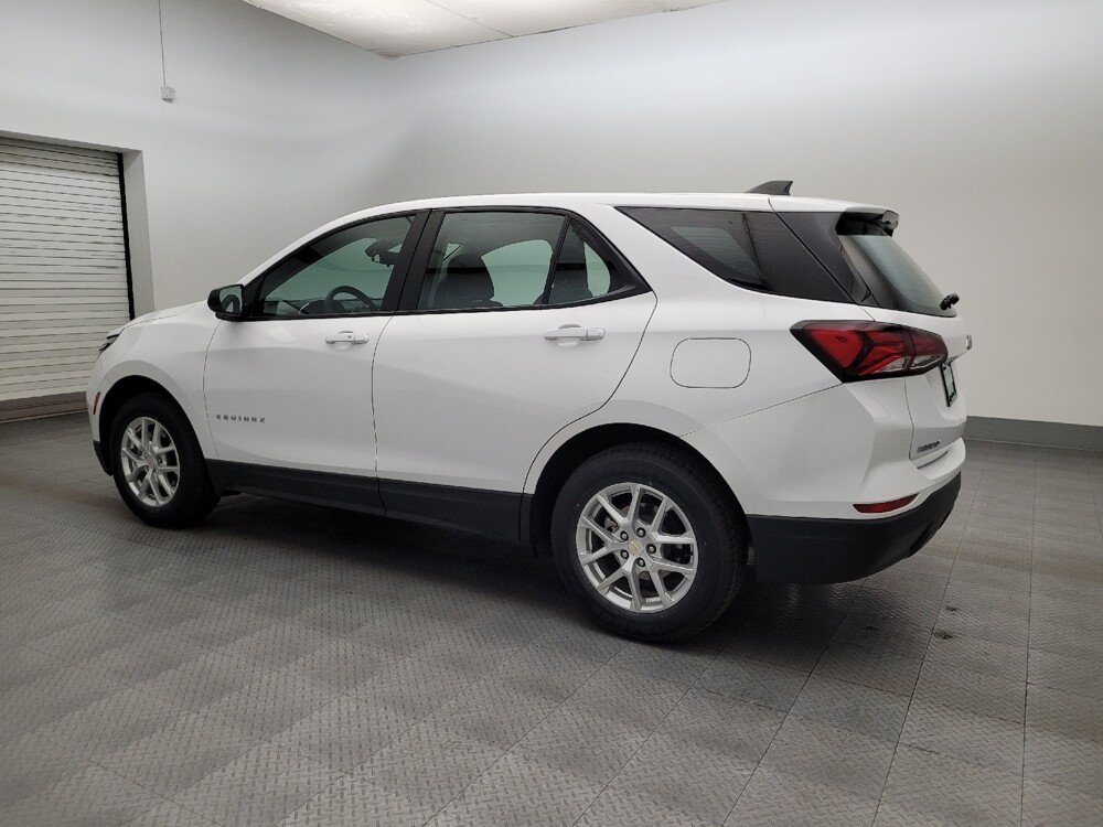 2024 Chevrolet Equinox in Glendale, AZ 85301 - 18127515 3