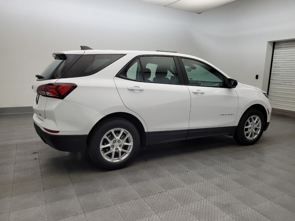 2024 Chevrolet Equinox in Glendale, AZ 85301 - 18127515 10