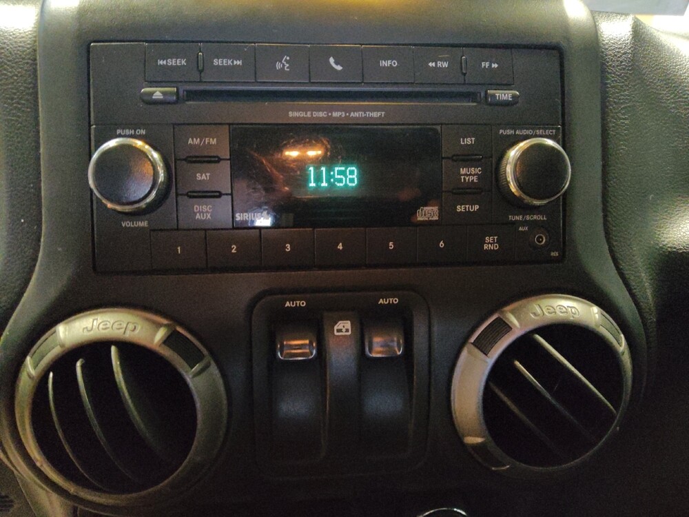 2018 Jeep Wrangler in Phoenix, AZ 85022 - 18127517 25