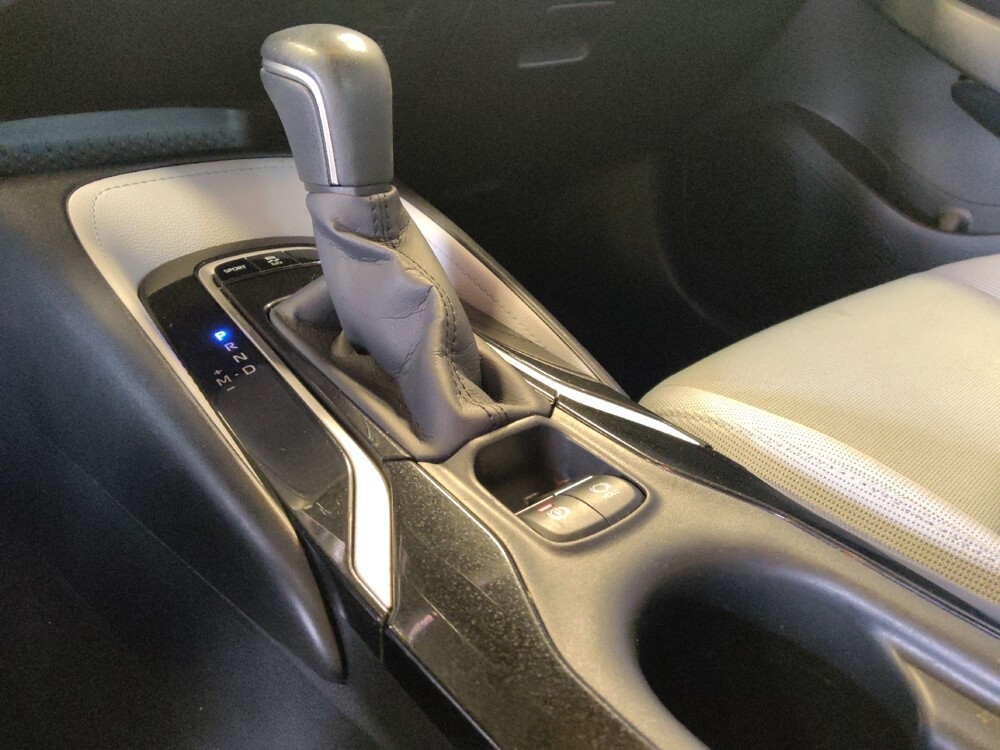 2019 Toyota Corolla in Chandler, AZ 85225 - 18127519 26