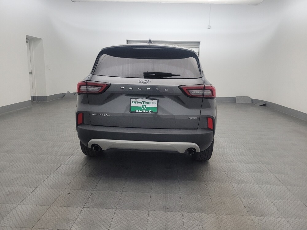 2023 Ford Escape in Glendale, AZ 85301 - 18127521 7