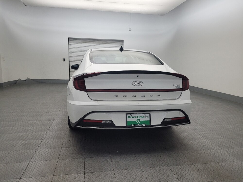 2021 Hyundai Sonata in Glendale, AZ 85301 - 18127523 6