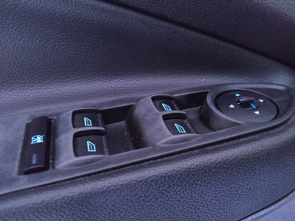 2015 Ford Escape in Tampa, FL 33612 - 18127527 27