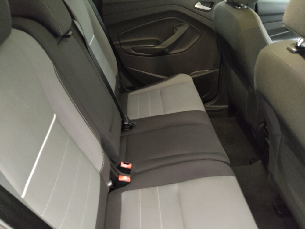 2015 Ford Escape in Tampa, FL 33612 - 18127527 19