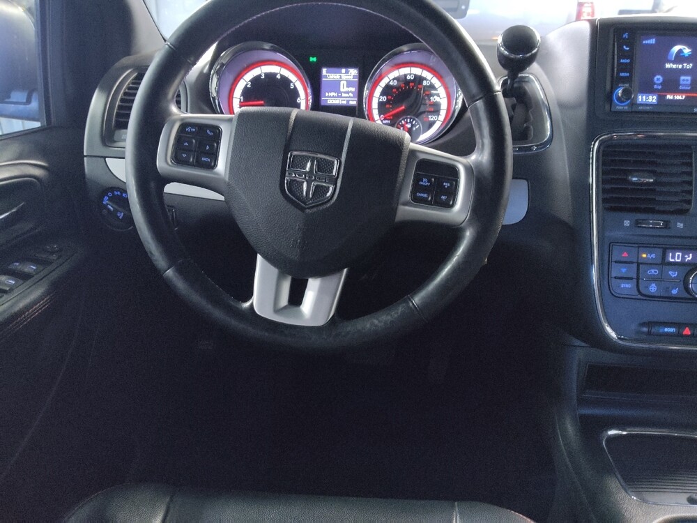 2017 Dodge Grand Caravan in Clearwater, FL 33764 - 18127536 22