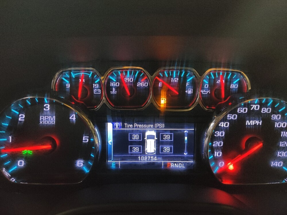 2018 Chevrolet Tahoe in Fort Myers, FL 33907 - 18127538 23