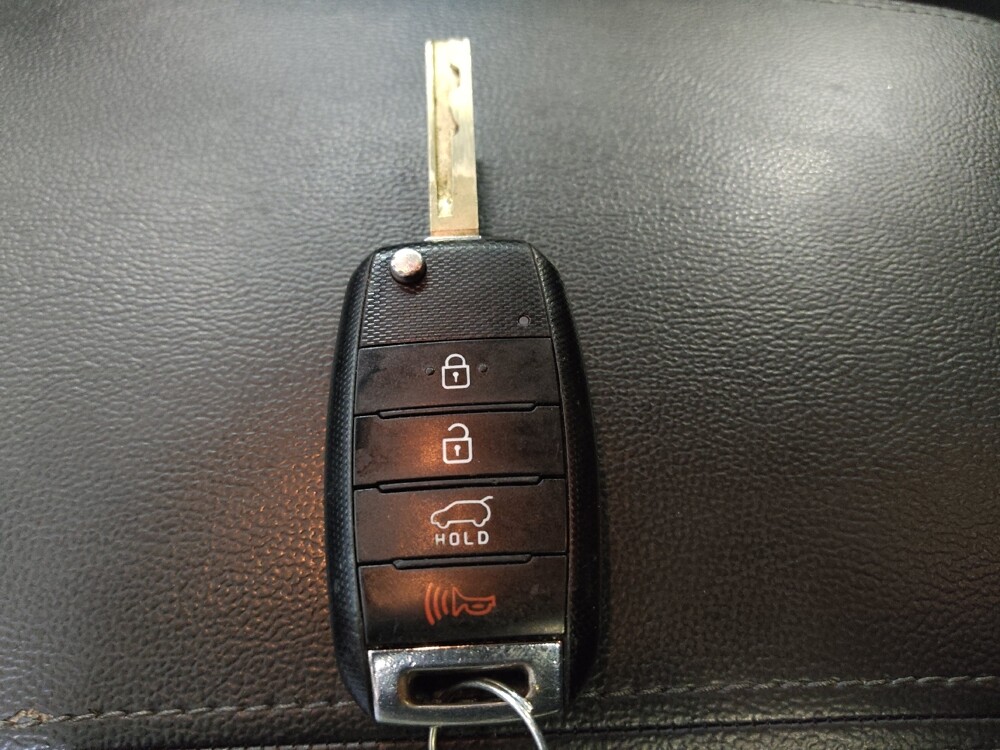 2019 Kia Sorento in Tallahassee, FL 32304 - 18127541 32