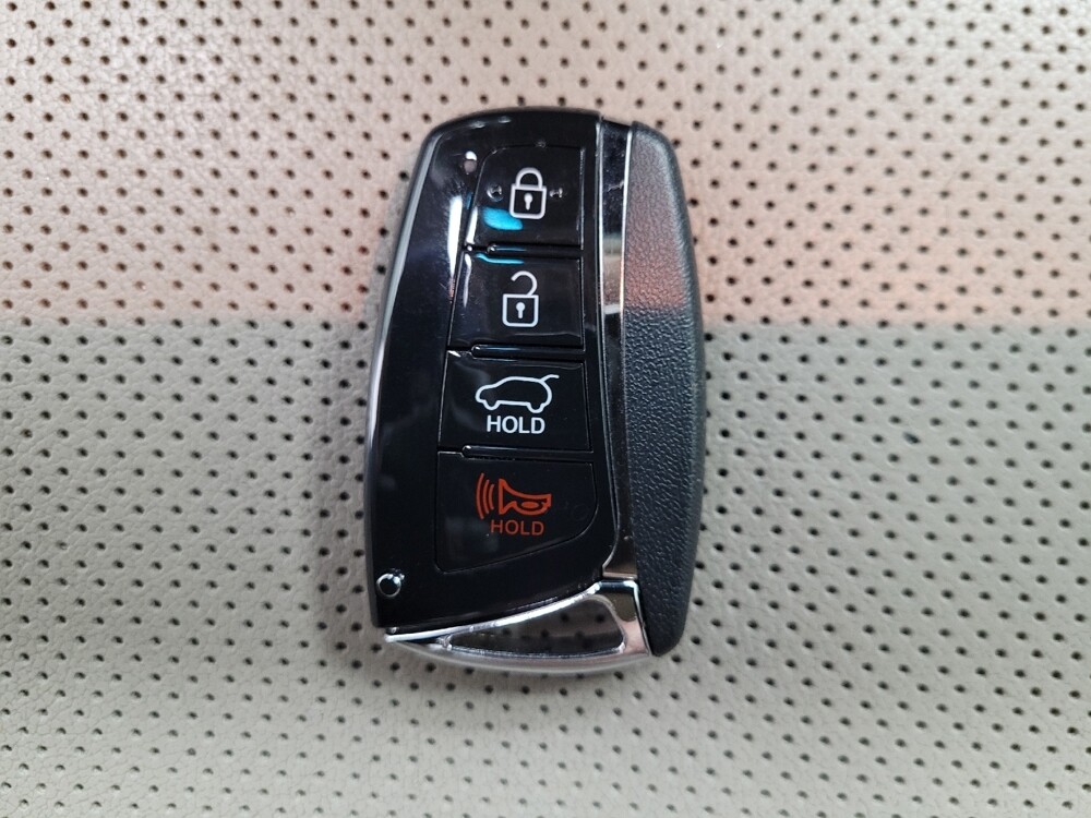 2018 Hyundai Santa Fe in Reno, NV 89502 - 18127548 32