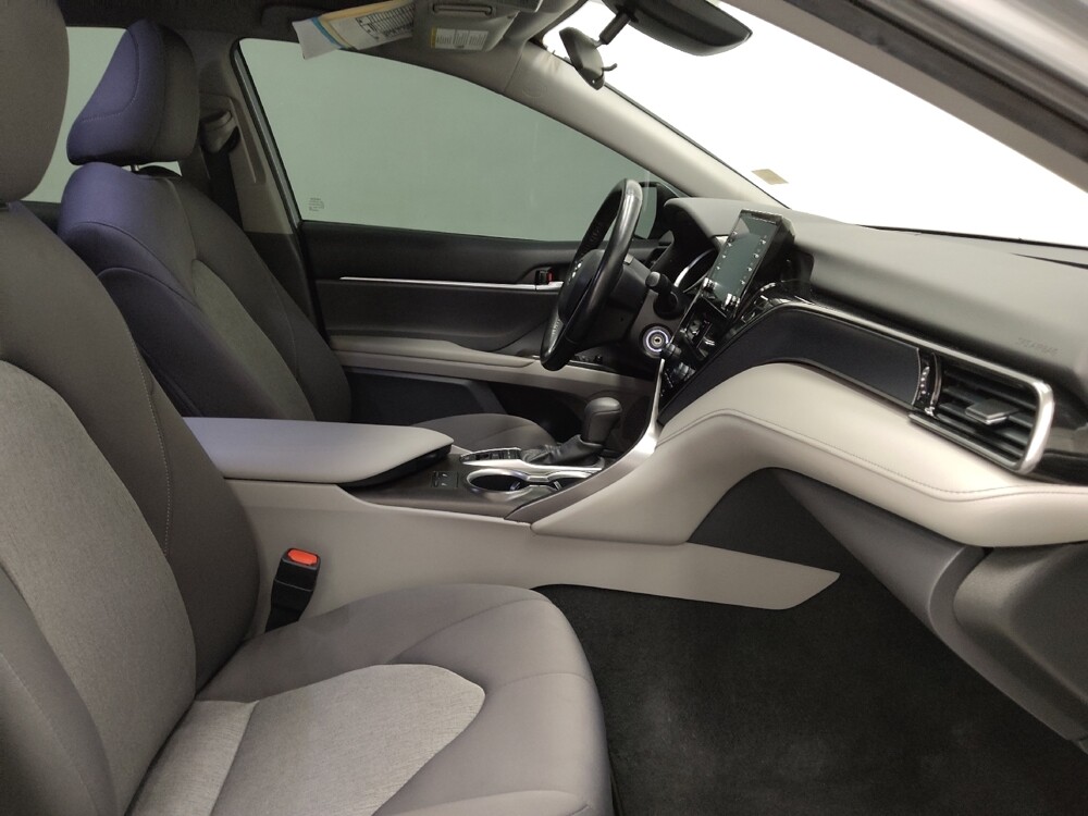2022 Toyota Camry in Las Vegas, NV 89102 - 18127549 21