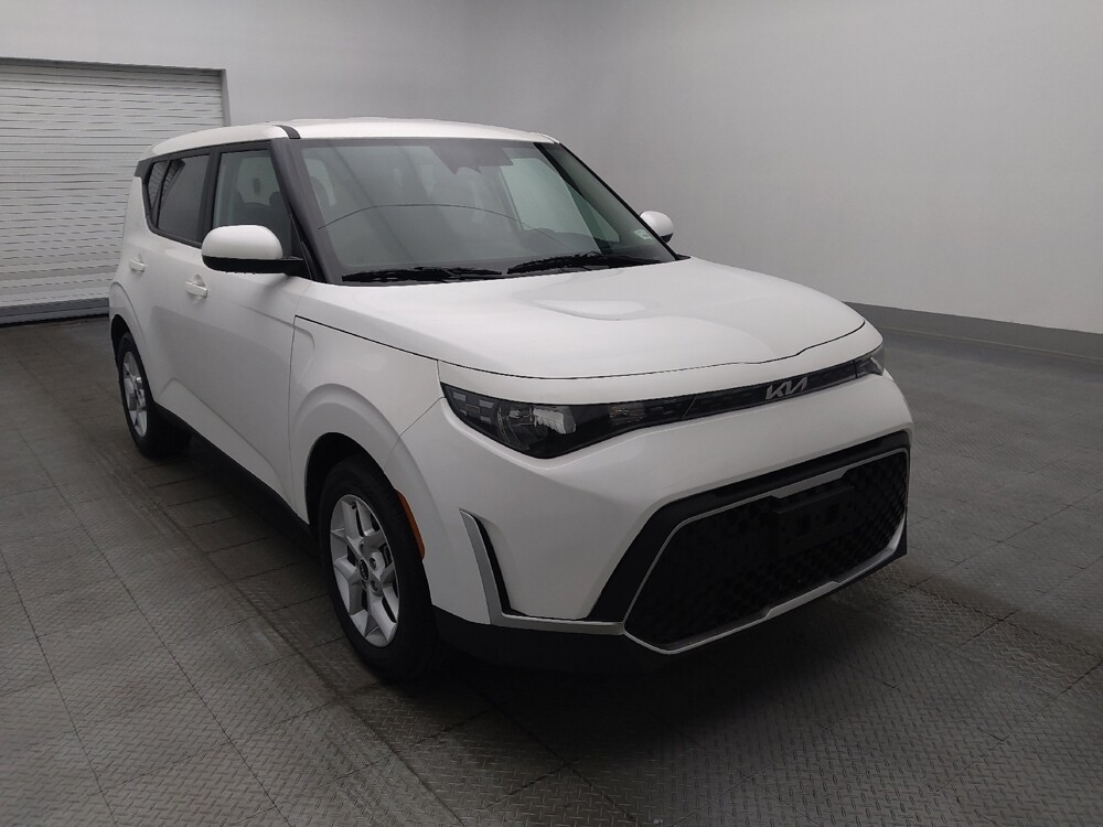 2025 Kia Soul in Miami, FL 33157 - 18127562 14