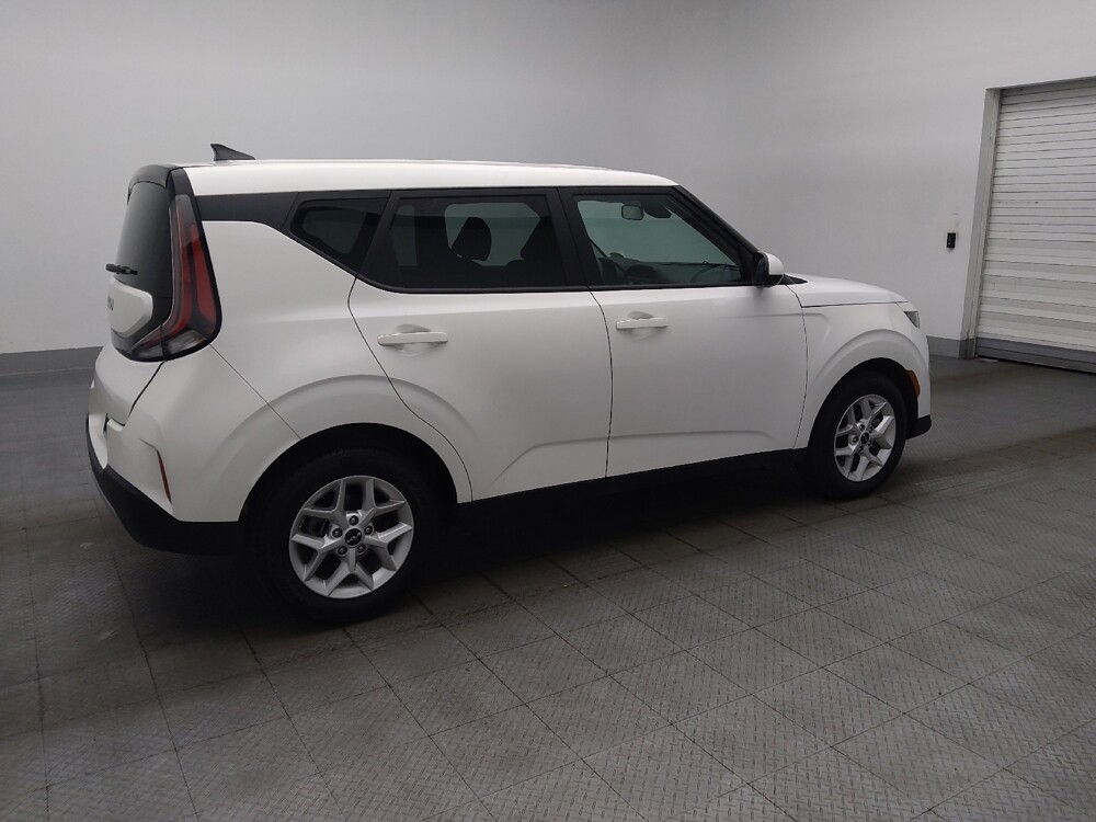 2025 Kia Soul in Miami, FL 33157 - 18127562 10