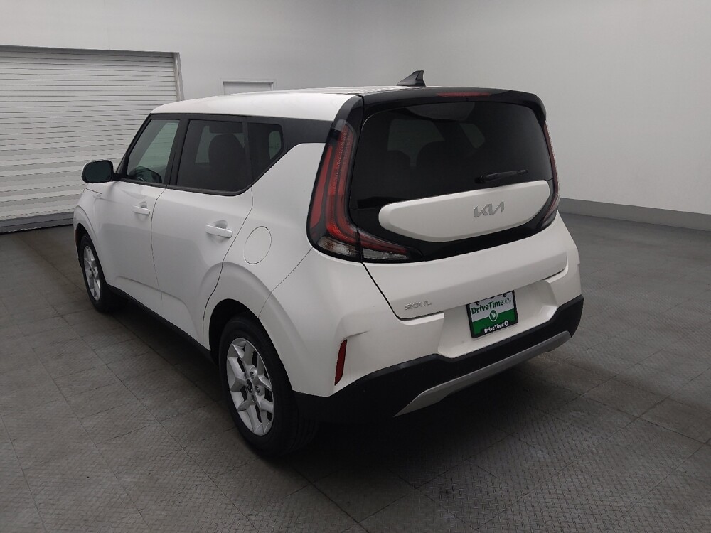 2025 Kia Soul in Miami, FL 33157 - 18127562 5