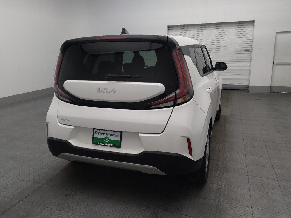 2025 Kia Soul in Miami, FL 33157 - 18127562 7