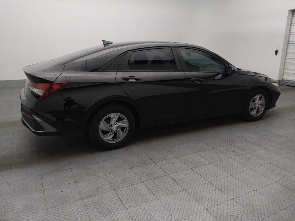 2024 Hyundai Elantra in West Palm Beach, FL 33409 - 18127568 10
