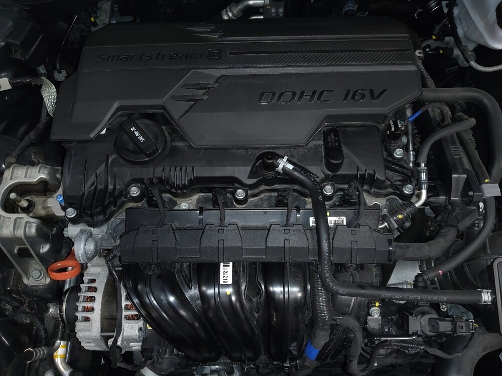 2024 Hyundai Elantra in West Palm Beach, FL 33409 - 18127568 30