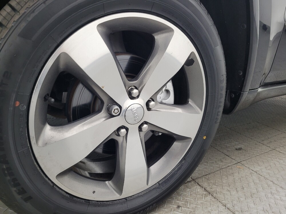 2016 Jeep Grand Cherokee in Hialeah, FL 33014 - 18127569 31