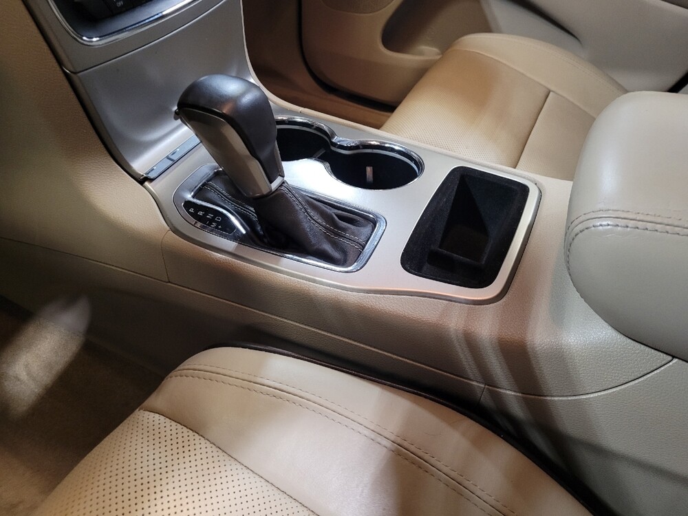 2016 Jeep Grand Cherokee in Hialeah, FL 33014 - 18127569 26