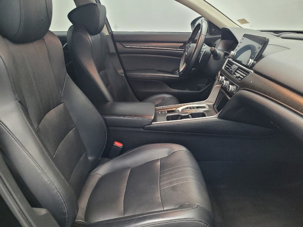 2018 Honda Accord in Hialeah, FL 33014 - 18127579 21