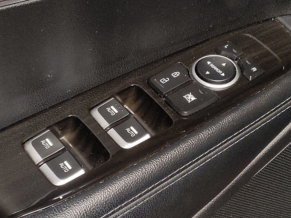 2020 Kia Sorento in Orlando, FL 32808 - 18127585 27