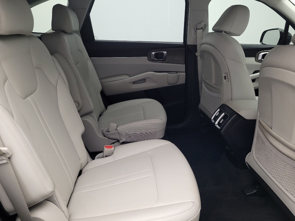 2023 Kia Sorento in Savannah, GA 31419 - 18127588 19