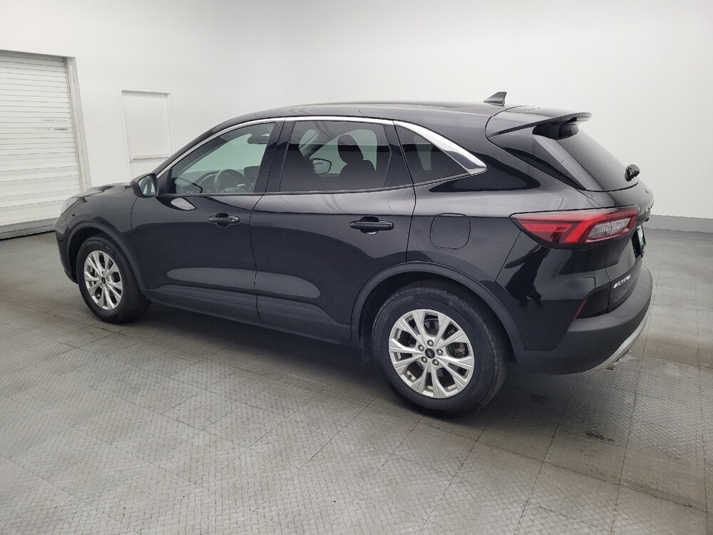 2023 Ford Escape in Orlando, FL 32808 - 18127593 3