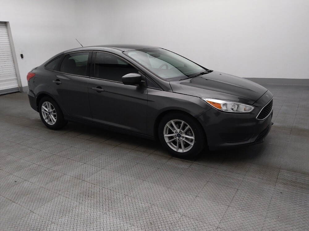2018 Ford Focus in Jacksonville, FL 32210 - 18127594 11