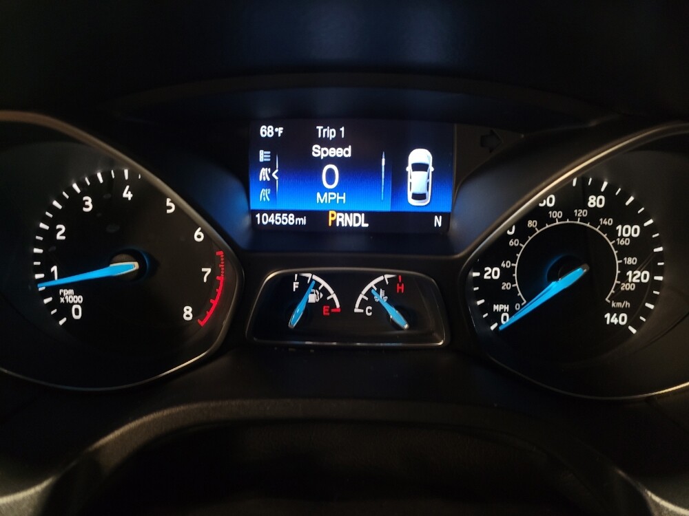 2018 Ford Focus in Jacksonville, FL 32210 - 18127594 23