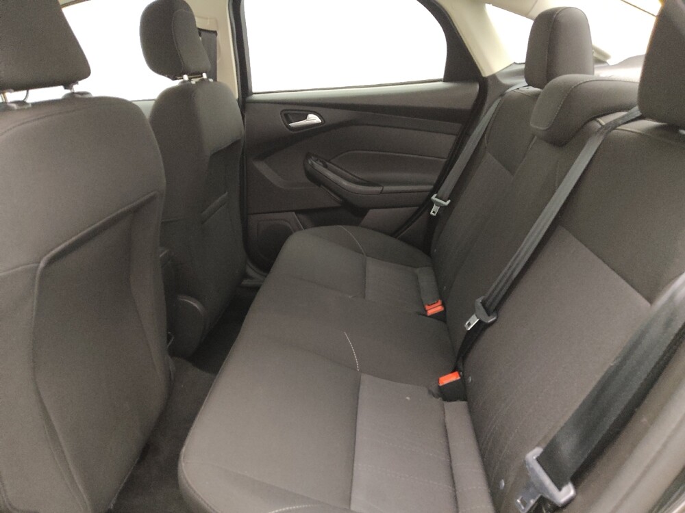 2018 Ford Focus in Jacksonville, FL 32210 - 18127594 18