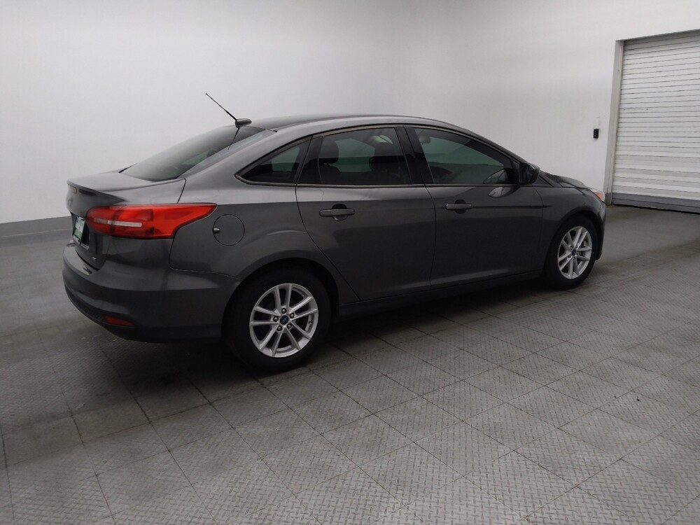 2018 Ford Focus in Jacksonville, FL 32210 - 18127594 10