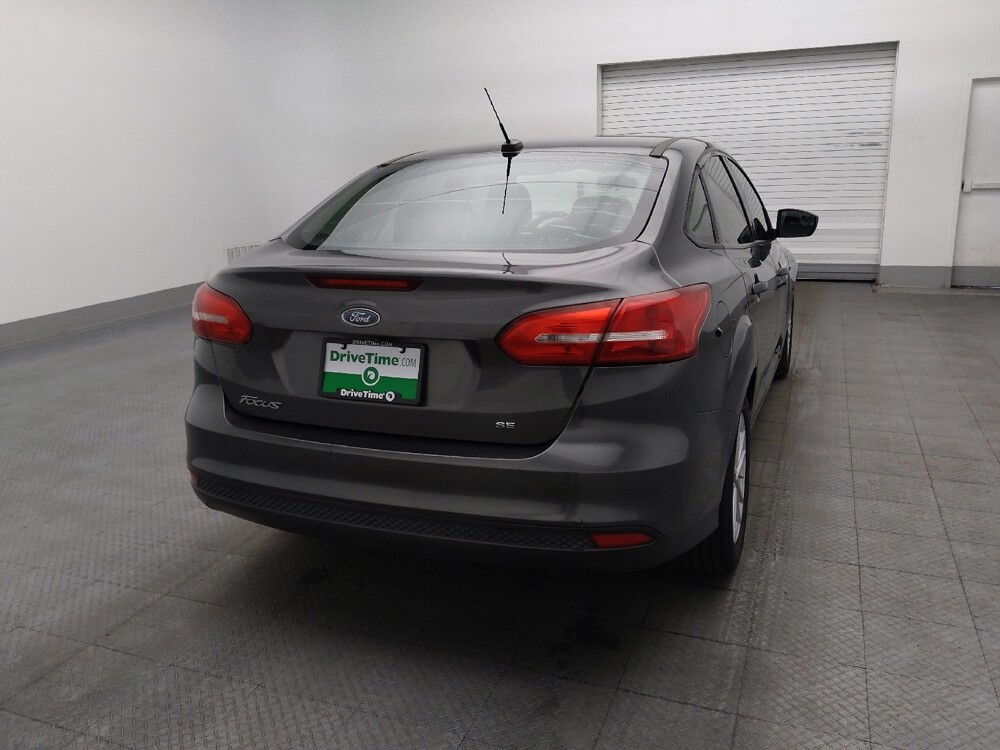 2018 Ford Focus in Jacksonville, FL 32210 - 18127594 7