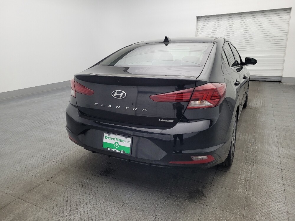 2020 Hyundai Elantra in Savannah, GA 31419 - 18127596 7