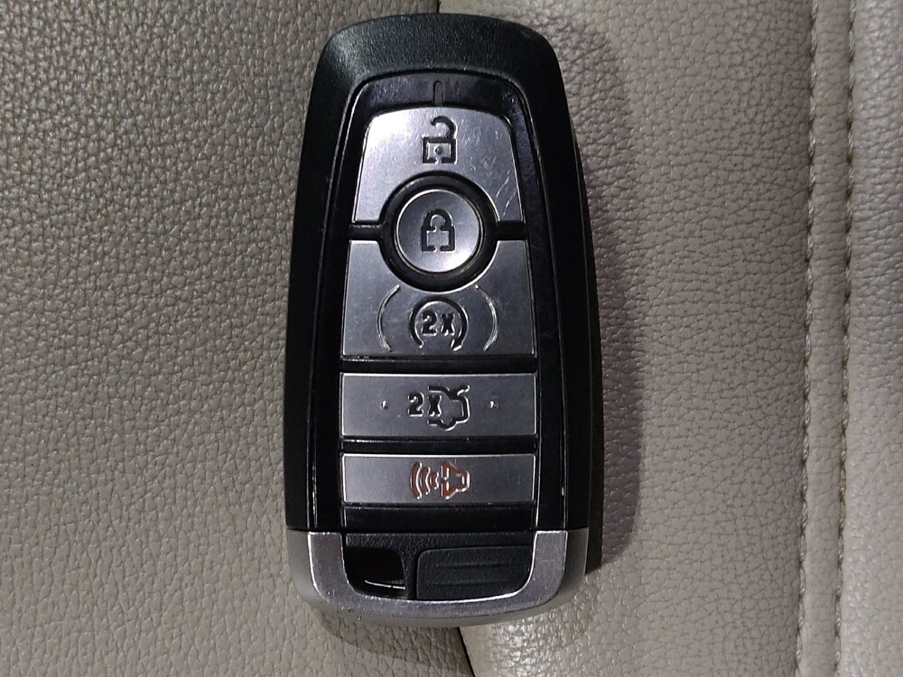 2019 Ford Fusion in Orlando, FL 32808 - 18127598 32