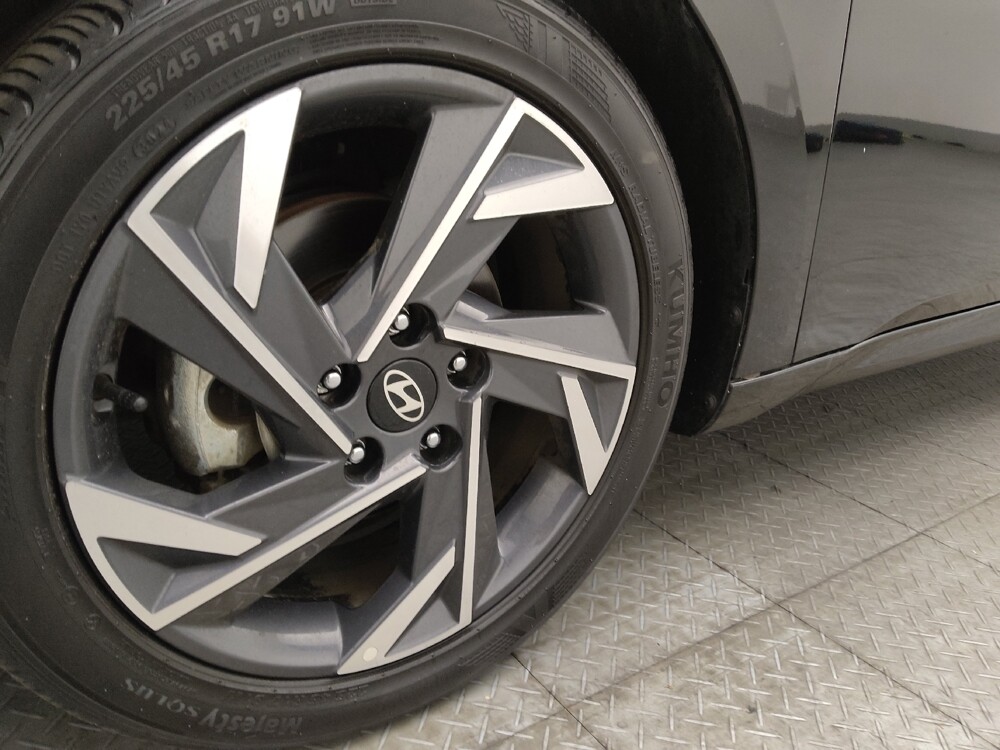 2025 Hyundai Elantra in Savannah, GA 31419 - 18127608 31