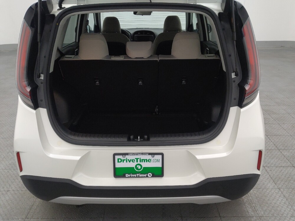2025 Kia Soul in Hialeah, FL 33014 - 18127609 29
