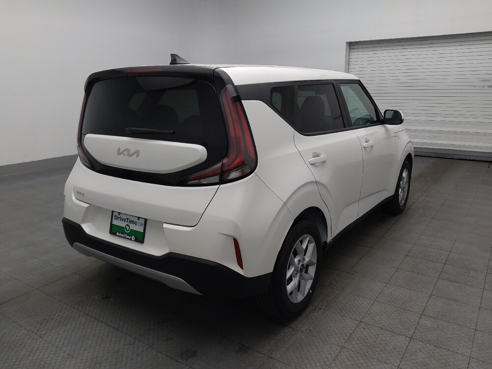2025 Kia Soul in Hialeah, FL 33014 - 18127609 9