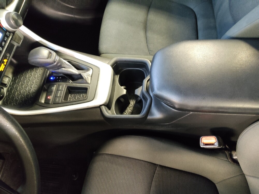 2020 Toyota RAV4 in Greensboro, NC 27407 - 18127624 26