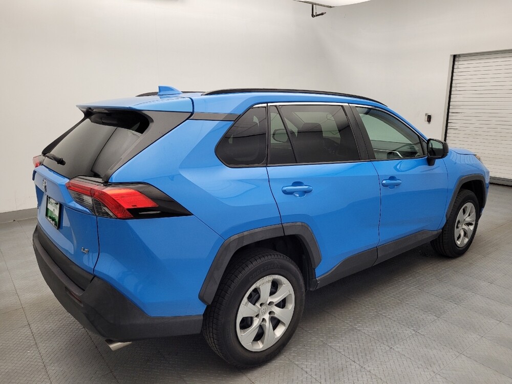 2020 Toyota RAV4 in Greensboro, NC 27407 - 18127624 10