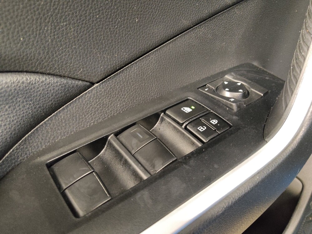 2020 Toyota RAV4 in Greensboro, NC 27407 - 18127624 27