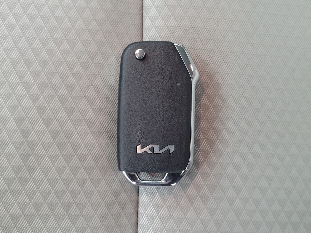 2025 Kia Soul in Huntsville, AL 35816 - 18127638 32