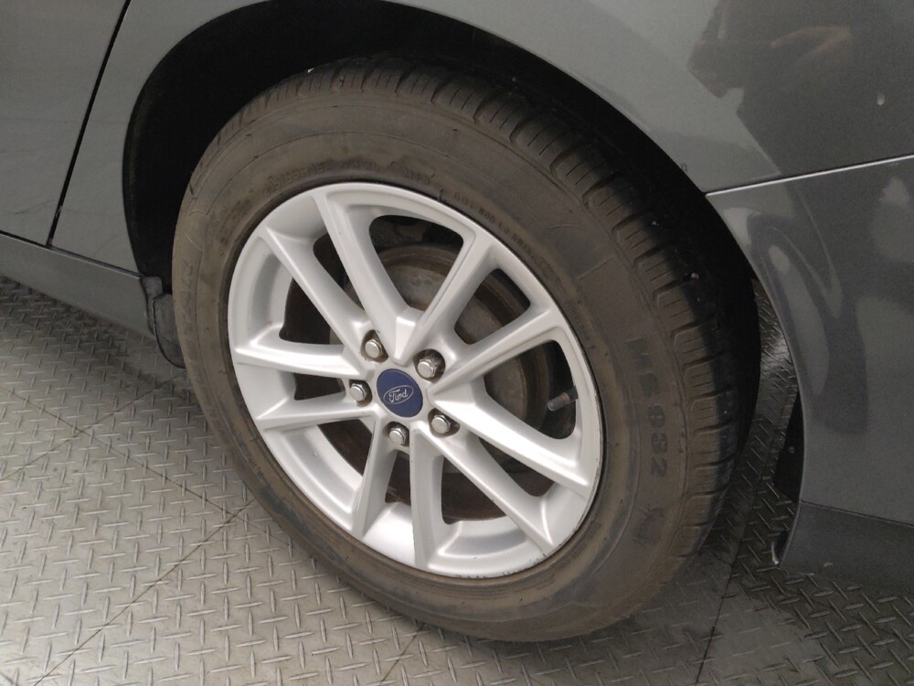 2017 Ford Focus in Round Rock, TX 78664 - 18127646 31