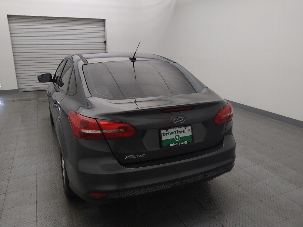 2017 Ford Focus in Round Rock, TX 78664 - 18127646 6